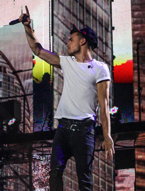 [TMH tour 2013] Photos - Page 8 BQ0jtPECUAAxoYp