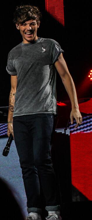 [TMH tour 2013] Photos - Page 8 BQ0lJi_CEAAJBbV