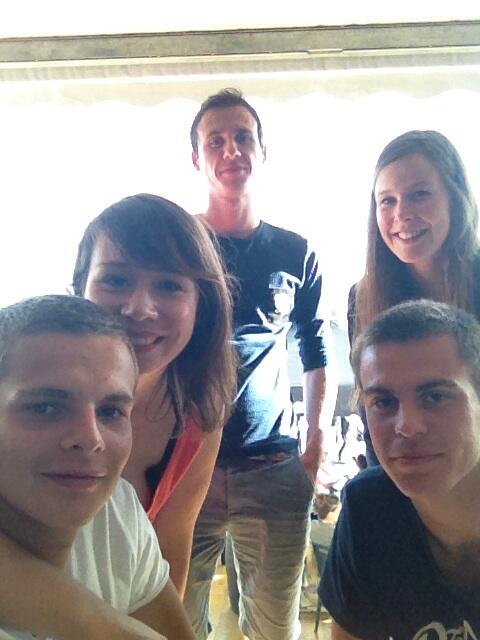 Mano_lc's tweet photo. #festivalinterceltique#labierrecouleaflot @LucieBredoux http://t.co/aLHu2viMlF