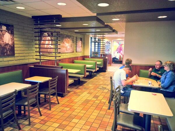 Austin Hanson tweet media