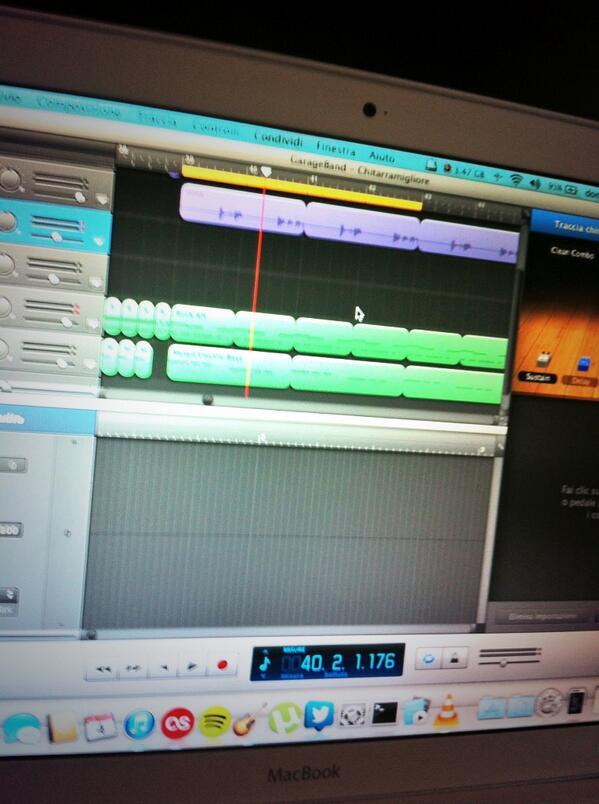 PowderWashing's tweet image. Oggi si inizia a registrare la voce del prossimo pezzo! \m/