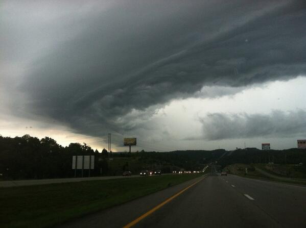 jordiedotcom's tweet photo. On 65 South. These storm clouds are looking weird. #flashflood #weirdstormclouds @kolr10kozl http://t.co/Twf809NKaY