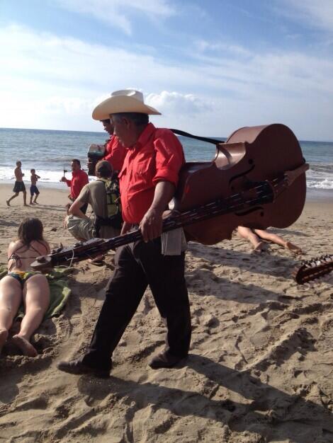 BobcatGreekWeak's tweet photo. This fucking ODPhi will not move out of my view at the beach. http://t.co/9U7vV4N4sB