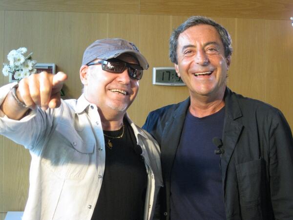 Alle 14 intervista esclusiva di Vasco Rossi alla Tgr Puglia da non perdere!