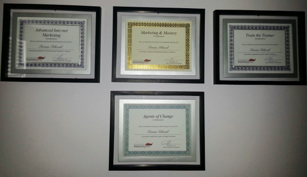 serena__holmes's tweet photo. Collection of certificates I've earned over the past year w/ @paultobey #trainingbusinesspros #learnitall #growth http://t.co/aTvIlperKZ