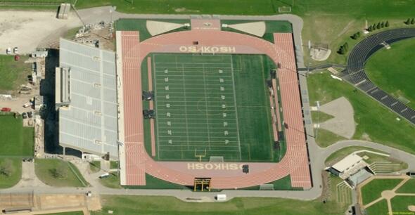 D3FootballGuru's tweet photo. Wisconsin-Oshkosh has one of the best #d3football stadiums in the country @wiacsports @wioshkosh @UWOshkoshTitans http://t.co/pjw0yFpn4p