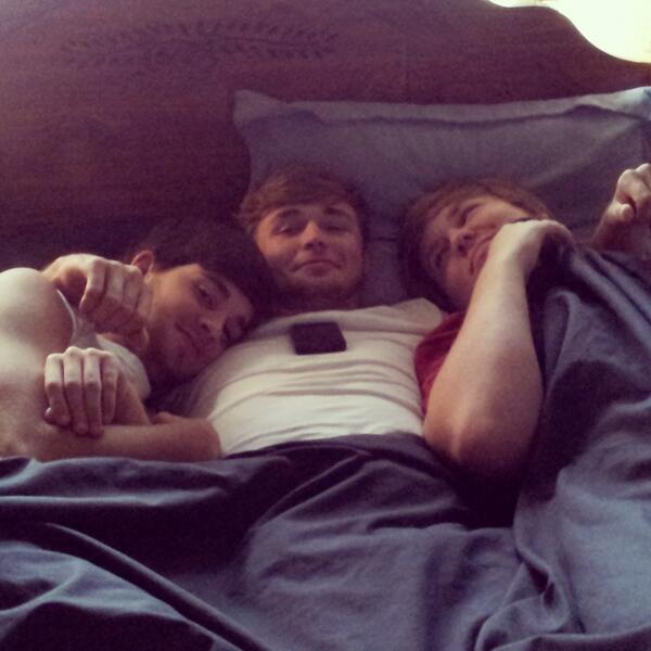 tashlp's tweet photo. #truelove @NeilEvan20 @21CBrown @JaredCook5423 http://t.co/MTm8HaCB6Z