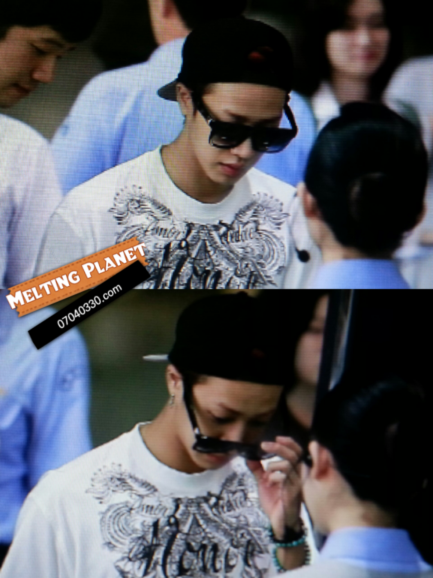 BQ3Ke9qCMAAjft9.png:large