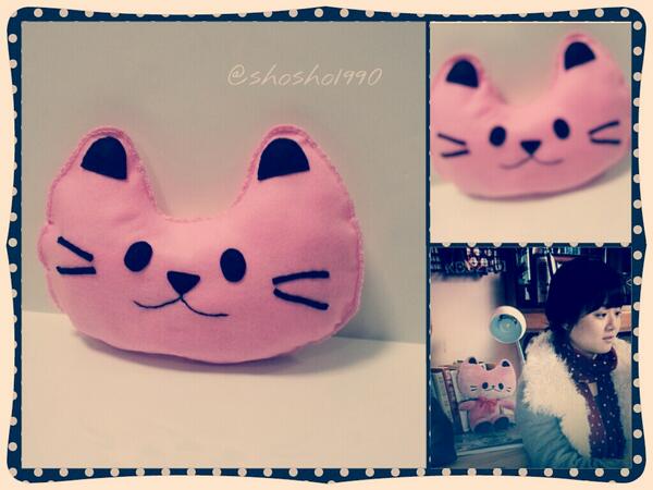 shosho1990's tweet image. اليوم طرزت دمية زي دمية دراما ميري مي ماري ^^ وش رايكم ؟ :$ لو اعجبتك رتويت لو ما اعجبتك اسفطي علي :$ ㅋㅋㅋㅋㅋ