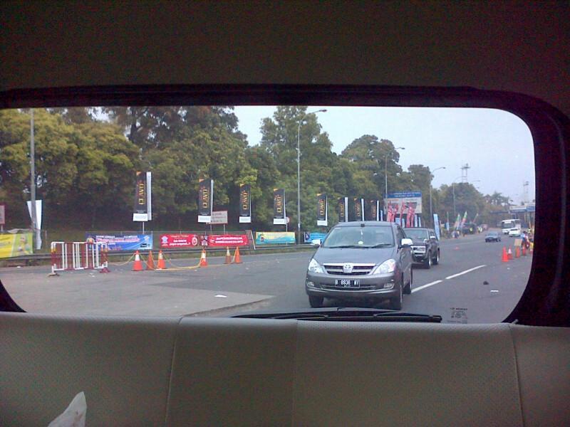 H-2 Lebaran, Gerbang Tol Cikampek Lancar - NTMC KORLANTAS 