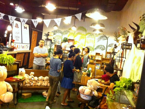 clementinemimsy's tweet image. Clementine,Selvetica, Jewelrocks, Canvas Living n many other unique brands@KALAMUS Grand City Mall LG#15 sby