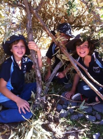 leesah27's tweet photo. @QuinnsBeachPS @AileenJJones mia mia construction at lunch. http://t.co/rkTvbT1bJc