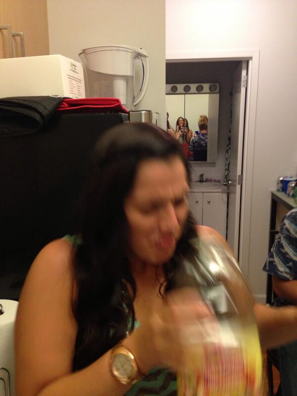 ShotsAfterShot's tweet photo. Blurred lines #shotsaftershot http://t.co/9npMecW1KY