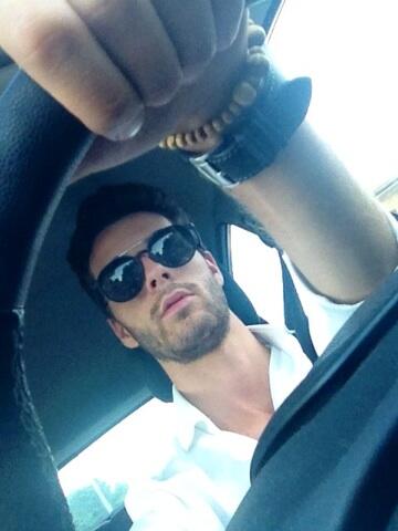 gian_cresto's tweet photo. Road to Castiglione😎🚘 http://t.co/rV0MttZ6Fc