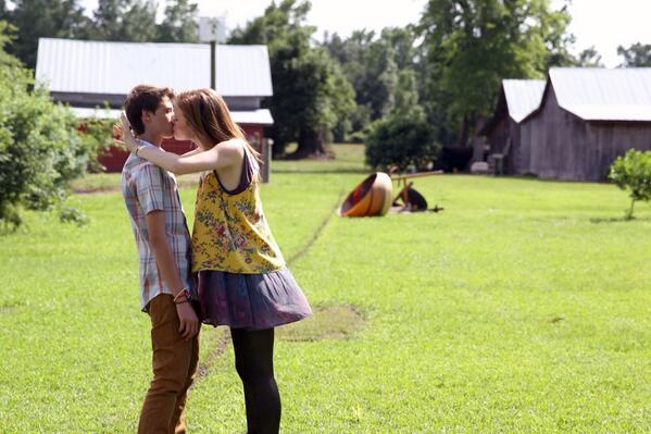 katefordactress tweet picture