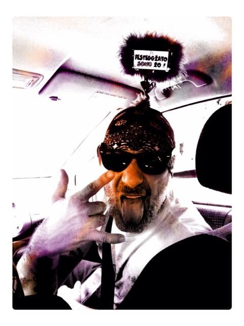 jaxofficial's tweet photo. ...e la torta a meeeeeeeeeee http://t.co/TgoM5JbtnI