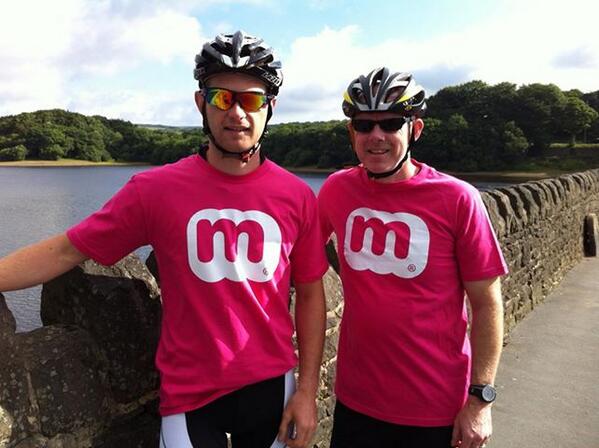 mailbigfile's tweet image. Lee &amp;amp; Lee are #pinkandproud #MailBigFile