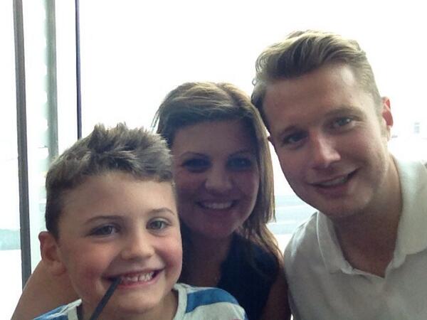 C_Chappers's tweet image. Airport drinks #manchester#Holiday #family#excited