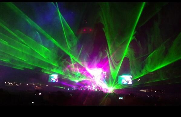 Simon_Murdoch's tweet image. @example #PlayingInTheShadows #Lasers #Amazing @oxegenofficial