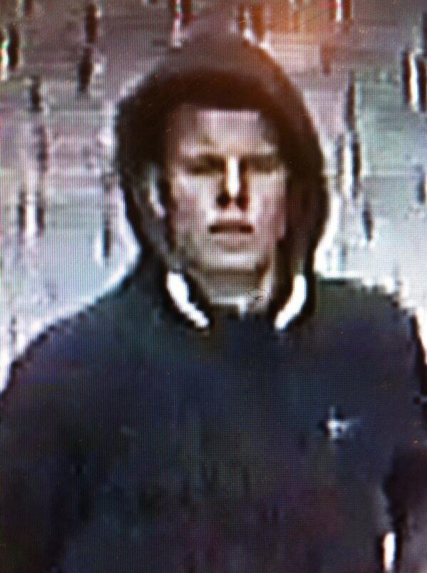 PoliceChester's tweet image. APPEAL: This male is WANTED for theft of 8 watches values at £600 from City Jewellers on 31/7/13 at 3.30pm