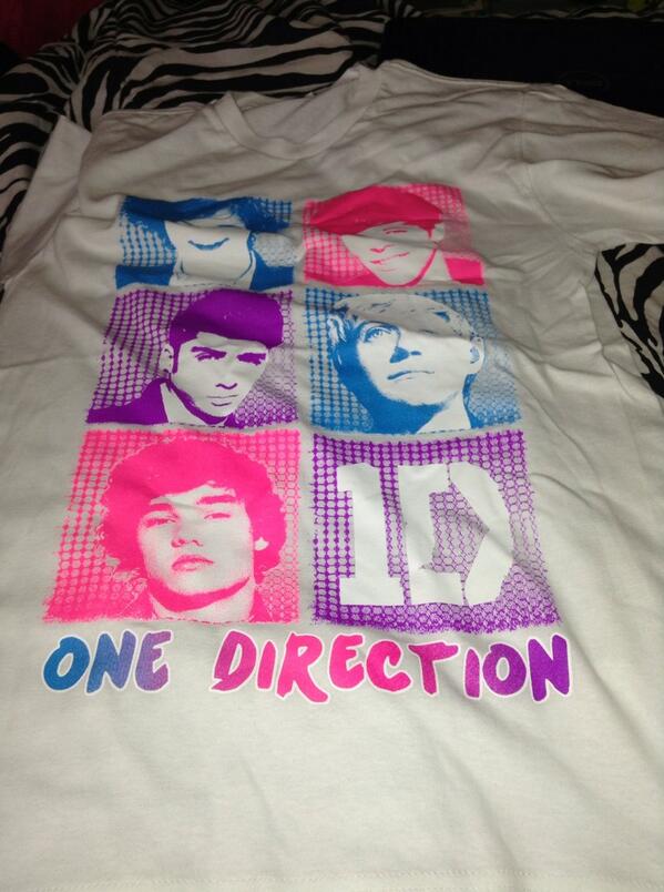 1DbabeForLyfe's tweet image. My new One Direcrion shirt 😍 #OneDirection #onedirectionshirt #1D #1Dfans #directioner #harry #liam #naill #lious