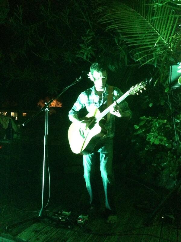 International recording star Makana in Lubuws backyard - this Is what EO is all about once in a lifetime exp