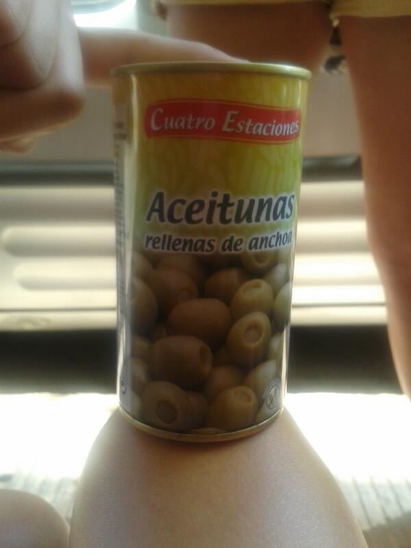 MuletNuria's tweet photo. Lo que m'ha regalat antoniiio :))) jajajajahaha http://t.co/BqmbKRuyYC