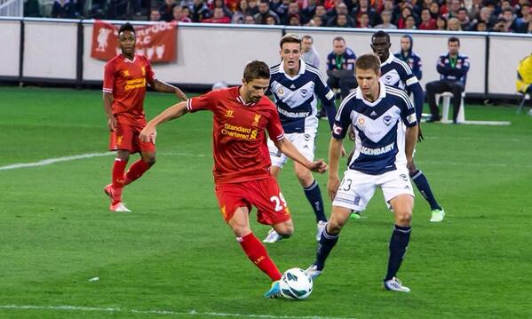 ericardo79's tweet photo. Fabio Borini in action against Melbourne Victory @LFCANZ http://t.co/4ycvrqlPBn