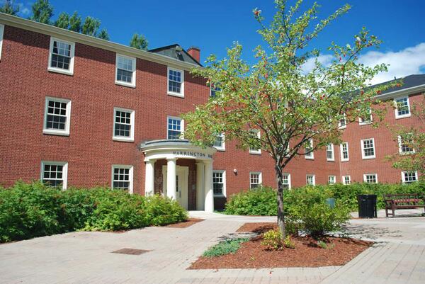 sabrinasoti's tweet photo. Tote objectively best rez @ STU RT @StThomasU: 5 Residences in 5 Days. Day 4 - Harrington Hall (@Harrington_stu) #STU http://t.co/j0flHLlgHO