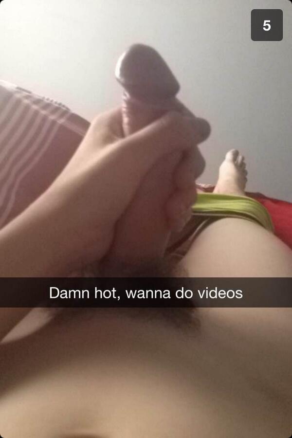 SnapSlut's tweet photo. Damn hot, wanna do videos http://t.co/VEqWJIJYZs