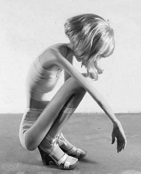 thin_thoughts_ tweet picture