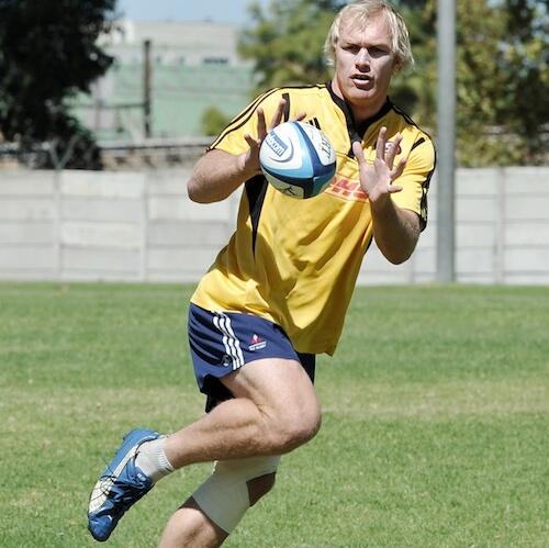 Great news! Schalk has been given the all clear to start training. We'll cheers to that! bit.ly/1720je2