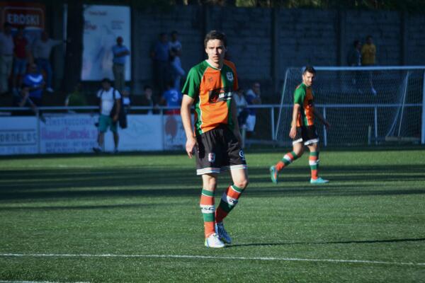 Javi Suarez procedente do Xallas de Santa Comba novo xogador do C.D. Baiñas para a tempada 2013/2014. Moita Sorte!!!