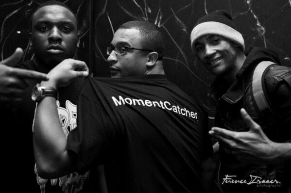 shamishamrock's tweet photo. Such a dope picture! The #momentcatcher in all his glory lol @ference1 cc @Shuba_FeelGood @Siphobnjammin @PopKorn235 http://t.co/HSG2kjhLOc