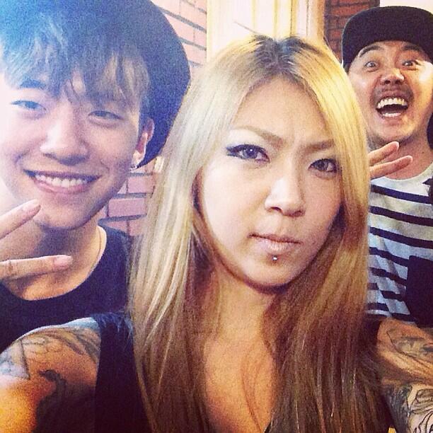 B.A.P • 밥베이비즈 on Twitter: "[PIC] Bang Yongguk with Bang Natasha and Her  boyfriend @ 7n13Studio (v.WithTSBAPBY) http://t.co/Km4uC2i2P3" / Twitter