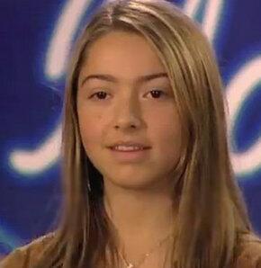 _hadiseFan_'s tweet photo. arkadaşlar hadise doğuştan güzel tek hadsie değil derya abla da güzel hülya ablada güzel :)  @hadise http://t.co/NK4DlRlzv5