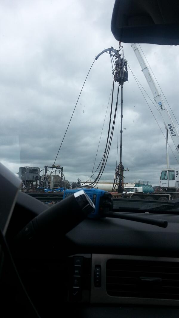 d_goerty's tweet photo. Fracing away http://t.co/X7owstRf63