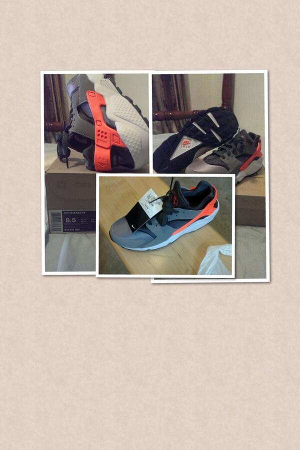 StyleZzUniQue's tweet photo. Nike air huarache...japan/uk release..never hit the US $220 shipped takes 3we http://t.co/SwiZLqZVh4 via @PicColla http://t.co/vCVEiiEyBW
