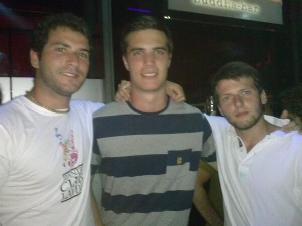 Cortesdm's tweet photo. Despedida de sanxenxo http://t.co/PR2ZPsI67t