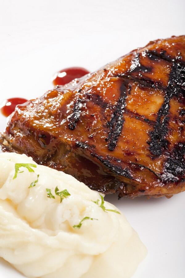 SemilirResto's tweet photo. Western Favorites' ; Rosemary Chicken http://t.co/uguNOA22GN