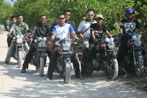 anto_049_BoSC's tweet photo. @UjungGenteng http://t.co/ESCHv9FkV8