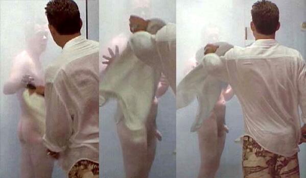 fandomofsecrets's tweet image. Actor Kevin Bacon naked.