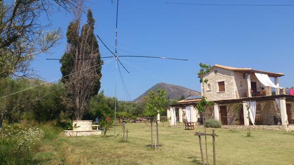 SV8CS's tweet photo. M5RIC's  (SW8CC) spider beam installed on Zakynthos island. http://t.co/m0MBEFEqJu