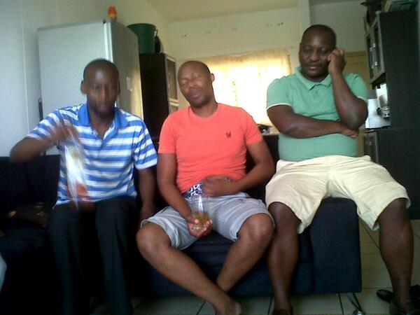 MUKHOMI's tweet photo. http://t.co/WbdIqGddVB