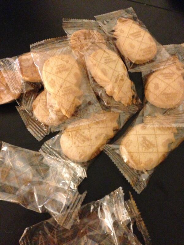 Roger Bong tweet media