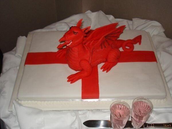 Loved this one ! #welsh+english#weddingcake