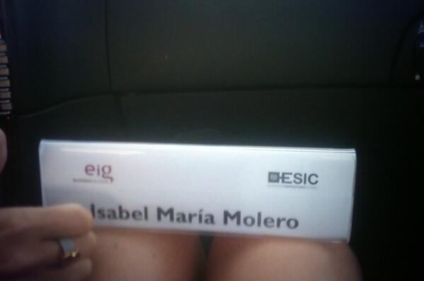 IsaMMolero's tweet photo. Labrando nuestro futuro...no podemos salir del pueblo eh prima! http://t.co/S5qiKP52wv