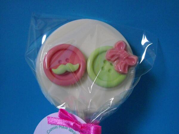 sweetbuntique's tweet photo. Loving vintage right now...these Mr &amp; Mrs lollipops are cute as a button...and made by ME #GBHour http://t.co/u1eXn8ejVq