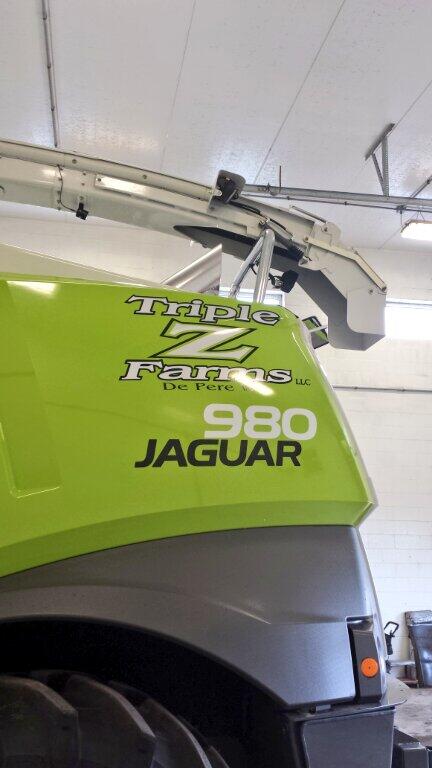 Vanderloop Equipment tweet media