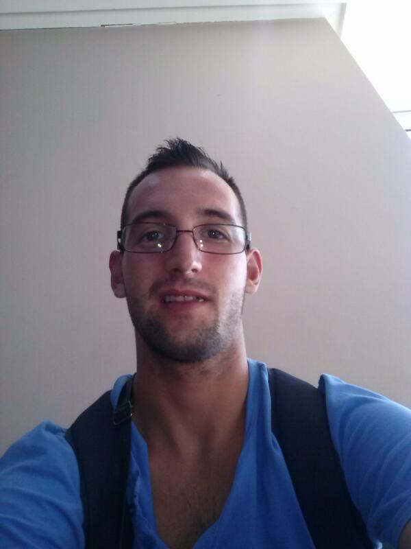 jcano_2's tweet photo. Ya estamos en casablanca ya a espera a las 8 no cojemos el otro asta mauritania un abrazo a mi gente desde casablanca http://t.co/M9cbulaBpZ